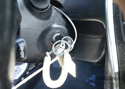 2015 Toyota Camry Se z USA, uszkodzony, nr VIN 4T1BF1FK4FU482281